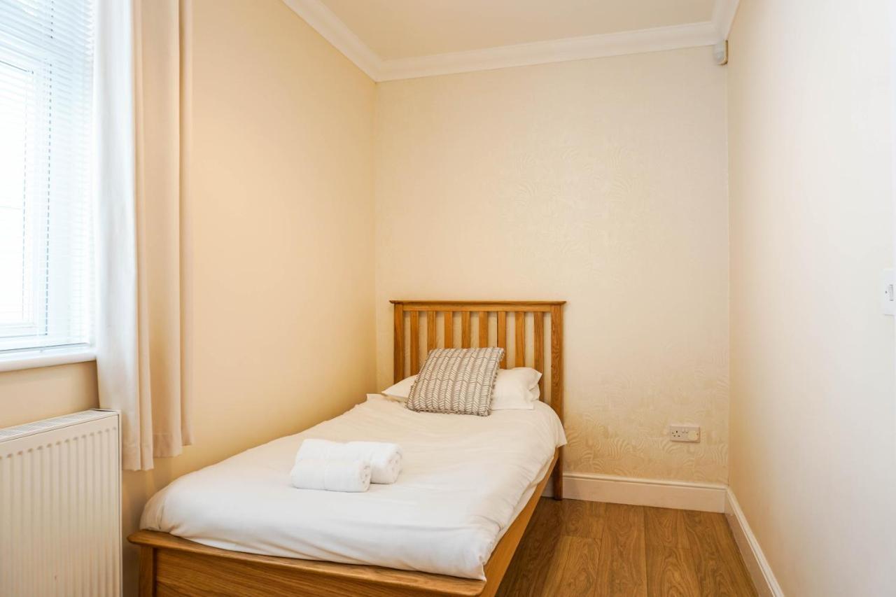 The Beach House - Fully Refurbed March 2024 Oystermouth Eksteriør bilde